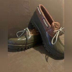 Women’s Sperry waterproof shoes